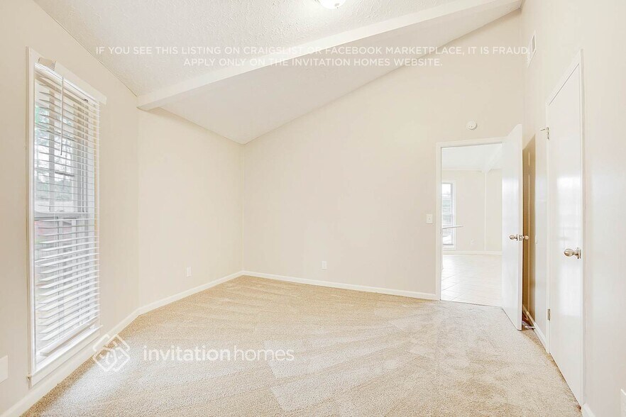 Building Photo - 194 Eagle Ct