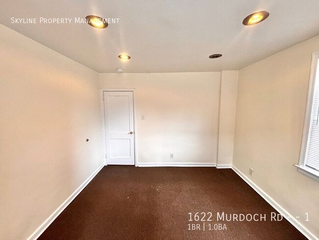 Building Photo - 1622 Murdoch Rd