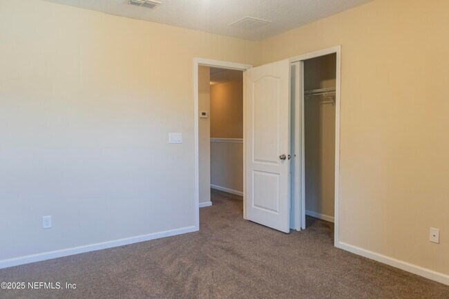 Building Photo - 4220 Plantation Oaks Blvd