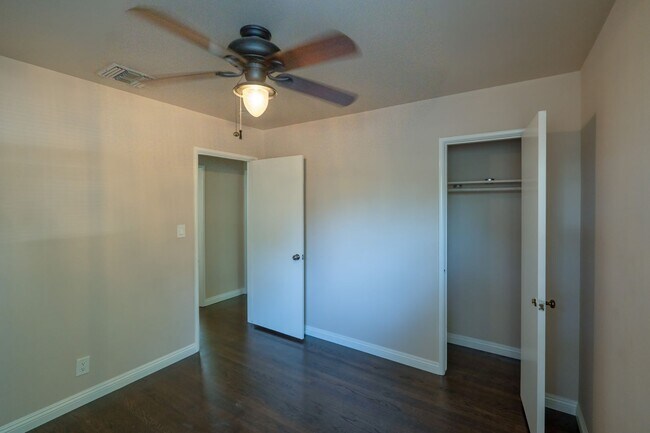 Building Photo - Charming Monrovia Home in a Prime Location!