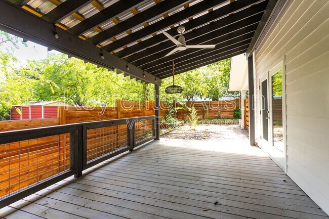 Building Photo - 3607 Marcae Ct