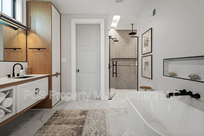 Building Photo - 3618 Graythorne Dr