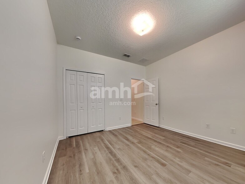 Building Photo - 11799 Parker Lakes Drive