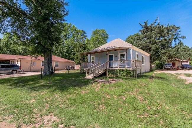 Building Photo - 3210 Elks Dr