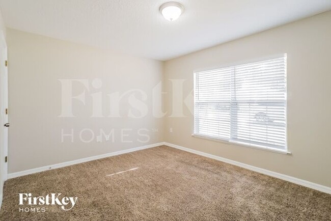 Building Photo - 117 King Arthur Ct