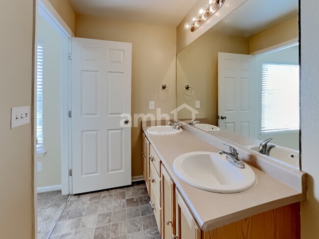 Building Photo - 19459 E 50th Dr