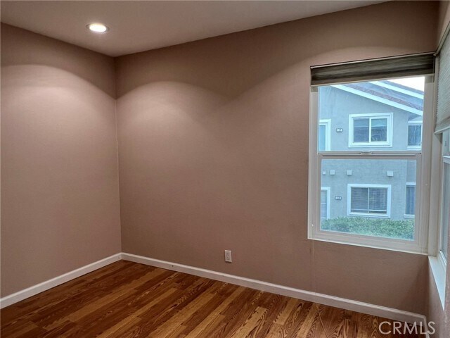 Building Photo - 17 Goldenrod