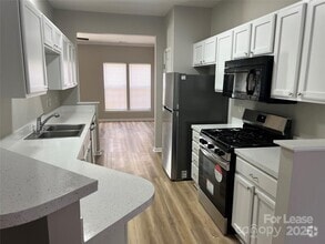 Building Photo - 12559 Jessica Pl