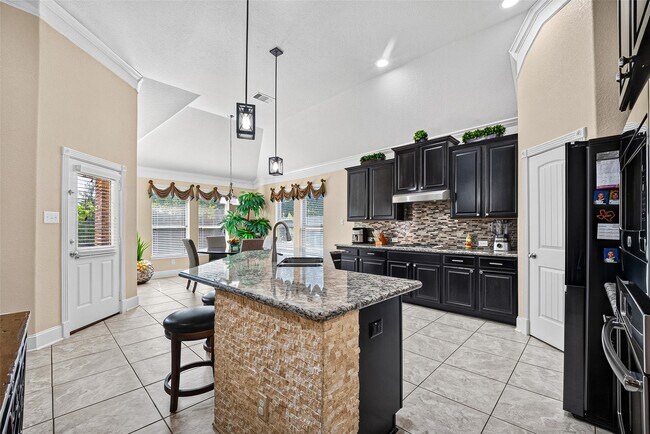 Building Photo - 2624 Holbrook Springs Ln