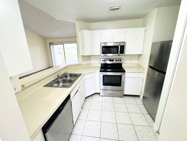 Building Photo - 3405 NW 44th St