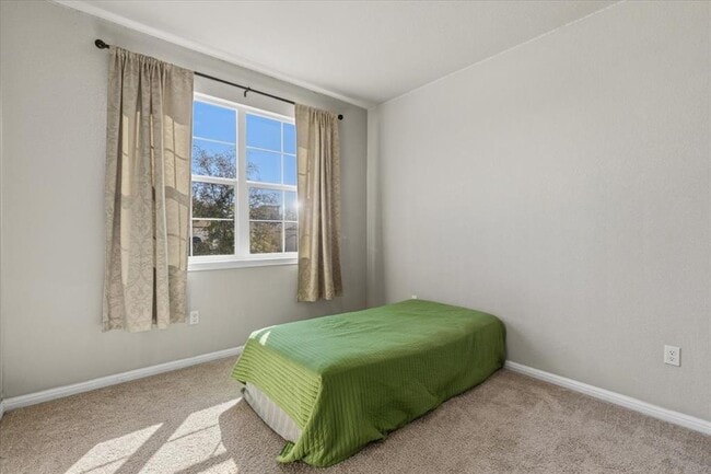 Building Photo - 112 Rainmaker Cv