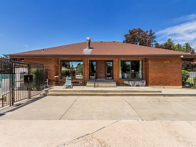 Building Photo - 1184 E Cottonwood Hills Dr