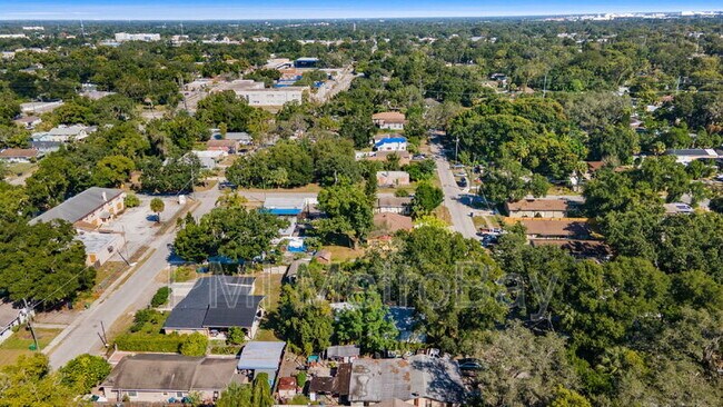 Building Photo - 8210 N Klondyke St