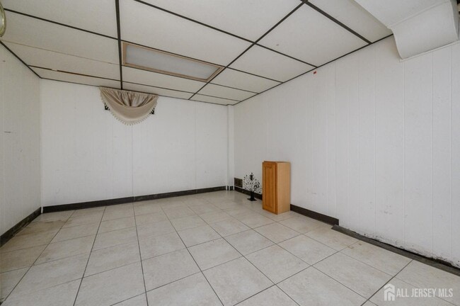 Building Photo - 1 Ovington Ave