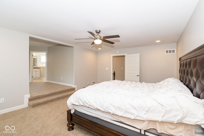 Building Photo - 10599 Geist View Dr