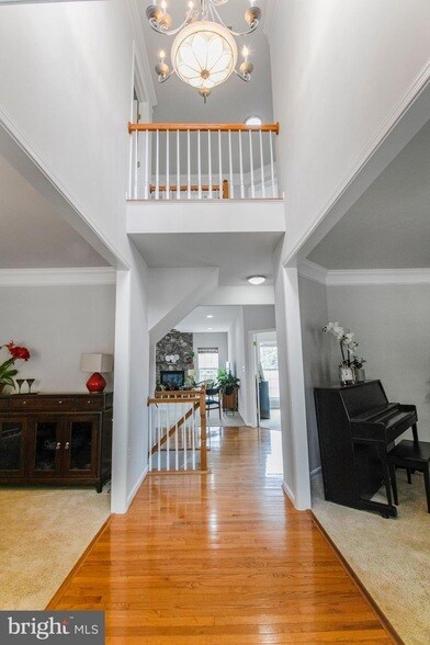 Building Photo - 115 Richard Dr SE