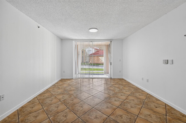 Building Photo - 2011 Renaissance Blvd