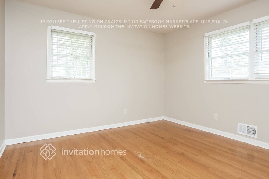 Building Photo - 1321 Laura Ln