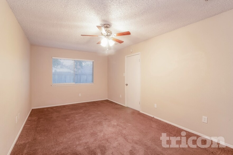 Building Photo - 17719 Glenpatti Dr
