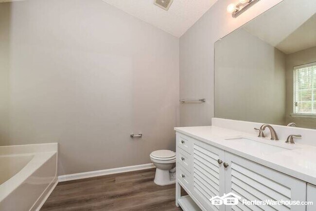 Building Photo - Beautiful Two Story in South Fulton