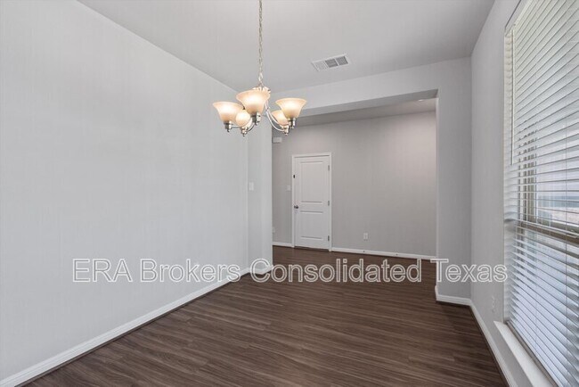 Building Photo - 17300 Antioch Ave