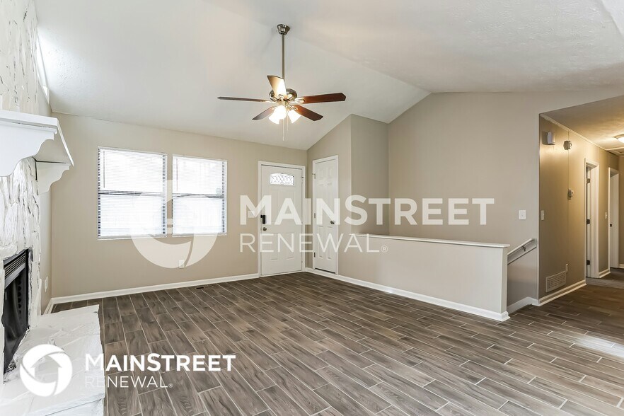 Building Photo - 8905 Daer Water Dr