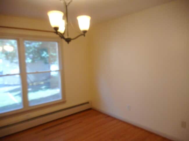 Building Photo - 116 N Union Ave