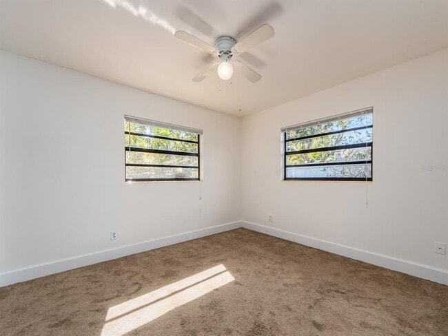 Building Photo - 2242 Indian Ave S