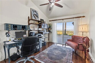 Building Photo - 6724 Vickiview Dr