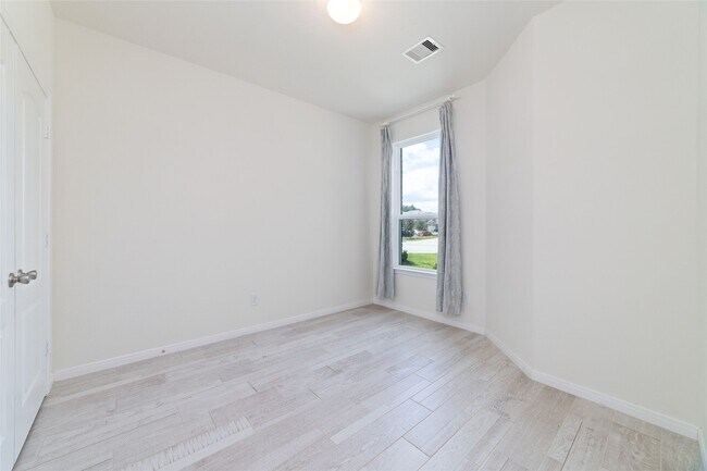 Building Photo - 16615 Chill Brook Dr