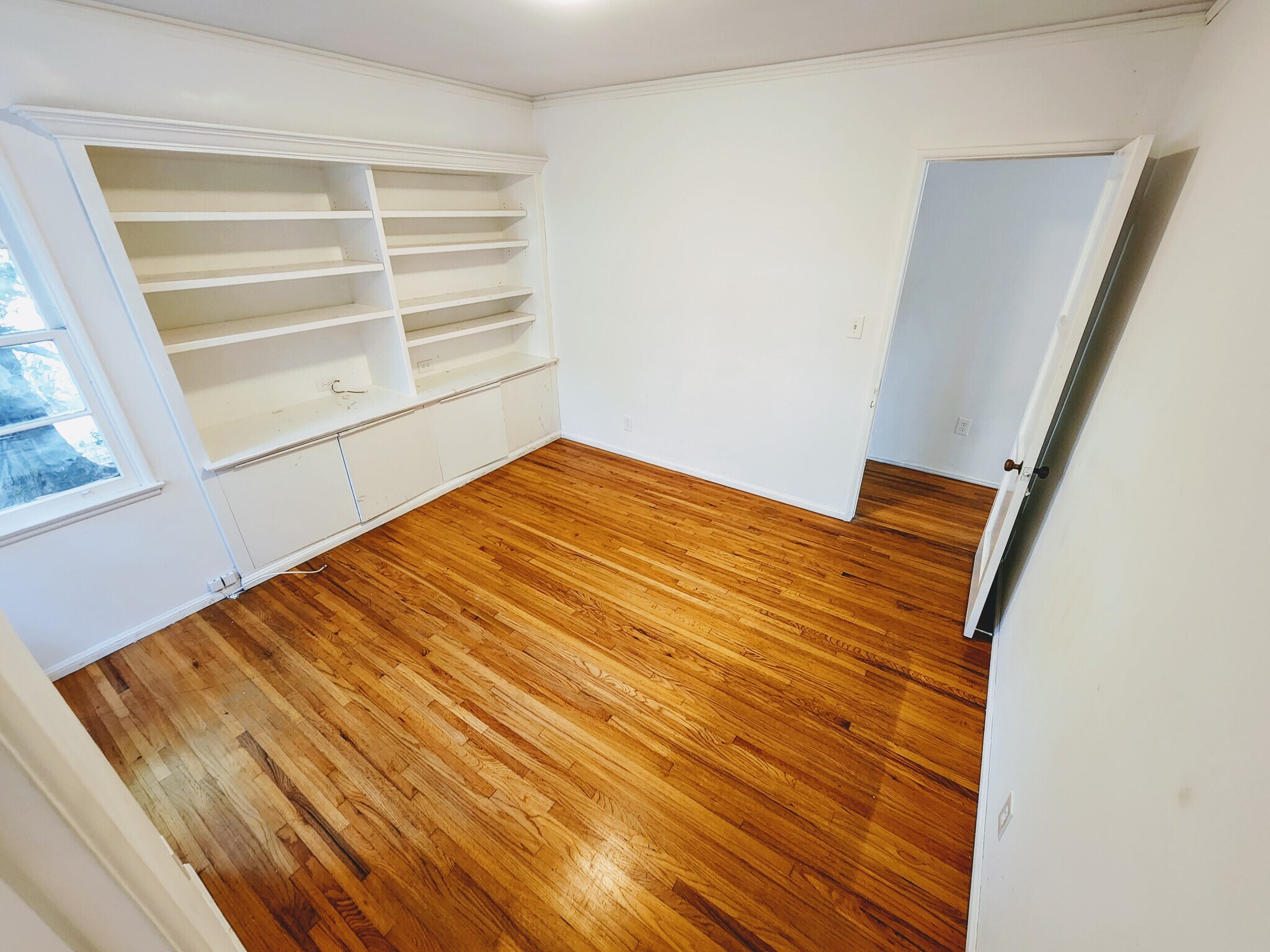 Building Photo - 12914 Rose Ave