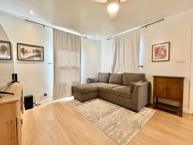 Building Photo - Charming 2 Bedroom, 1 Bathroom Home in Arroyo Grande