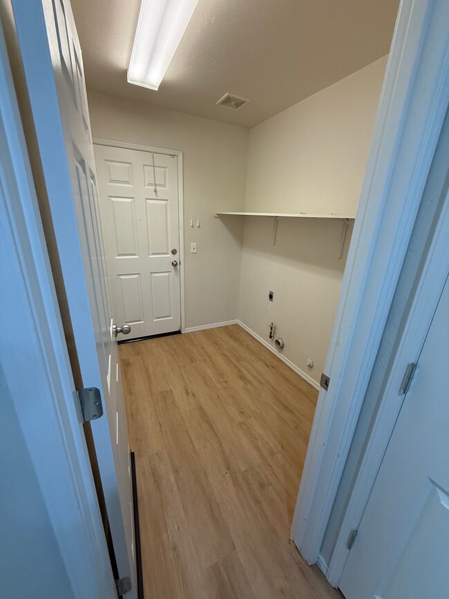 Building Photo - 1394 W Bella Oaks Way