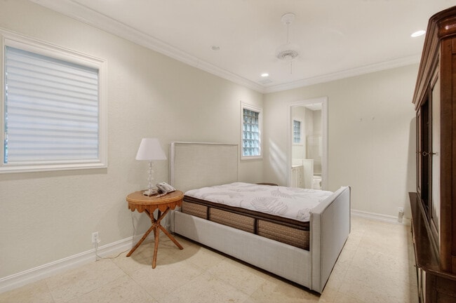 Building Photo - 331 Mizner Lake Estates Dr