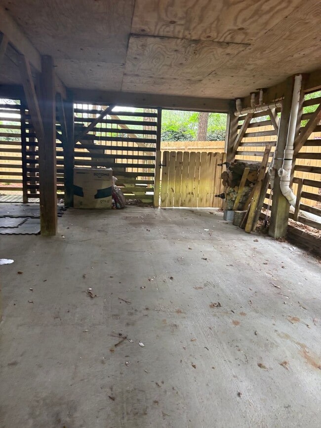 Building Photo - 3 Bedroom, 2 Bath home, Colington Harbor, $2600/mo, Pet Friendly