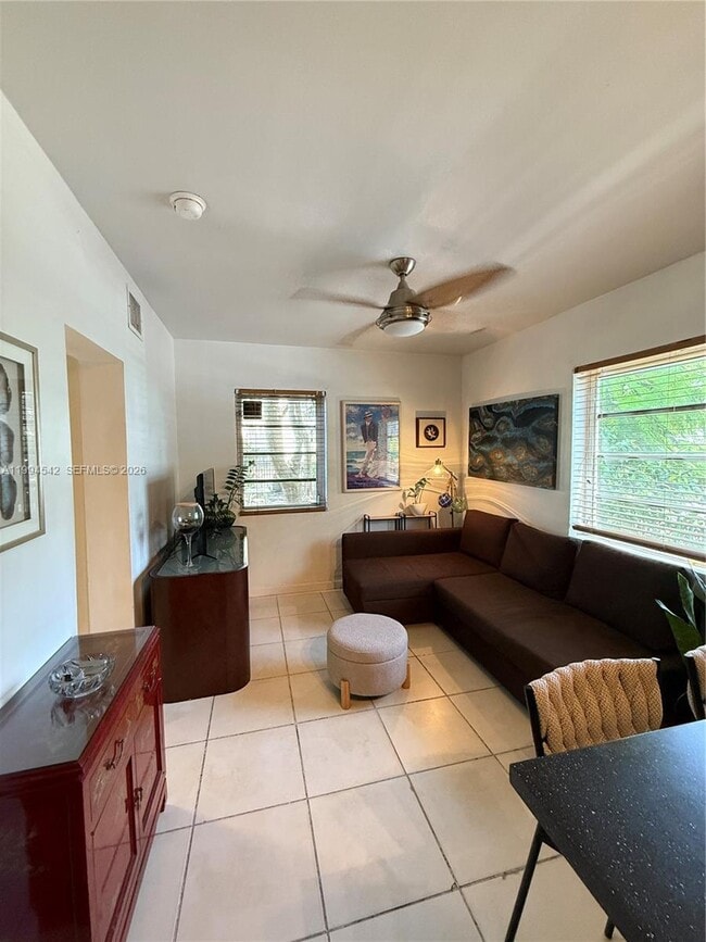 Building Photo - 601 Michigan Ave