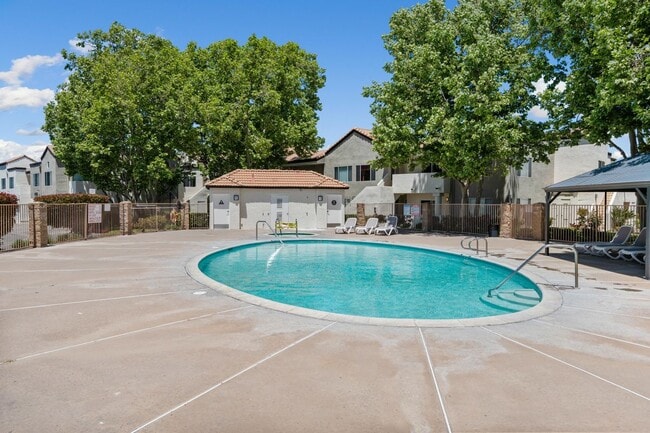 Building Photo - 21305 Nandina Ln