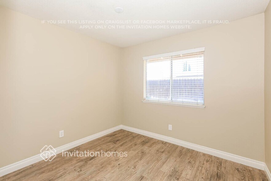 Building Photo - 12771 Tehama Cir