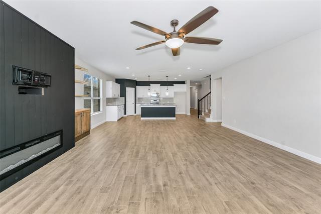 Building Photo - 11524 Leeson St