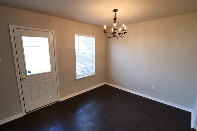 Building Photo - 6823 Arrowchase Ct