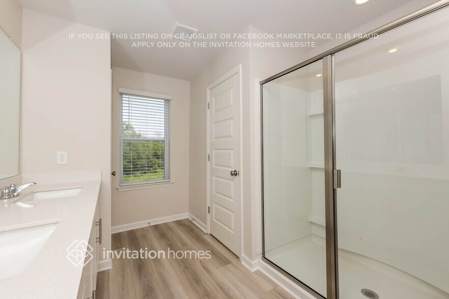 Building Photo - 1016 Legacy Ct
