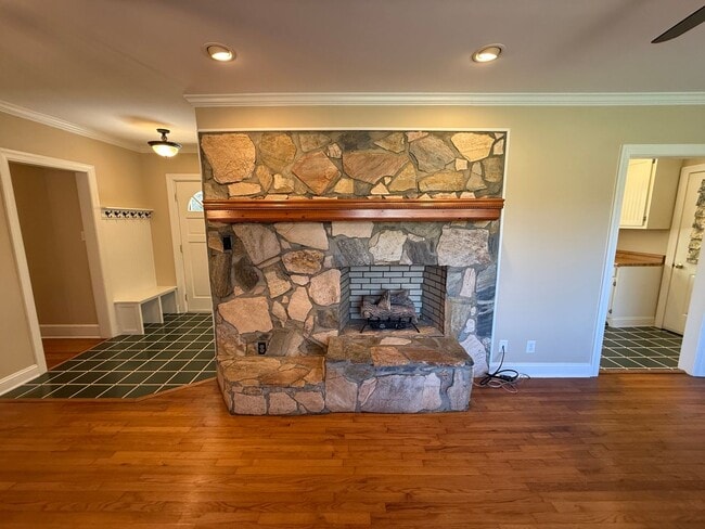 Building Photo - FOR RENT DAVIE COUNTY!! 336-360-5860