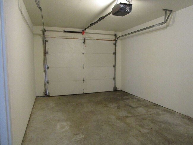 Building Photo - 3509-3511 La Mesa Dr.