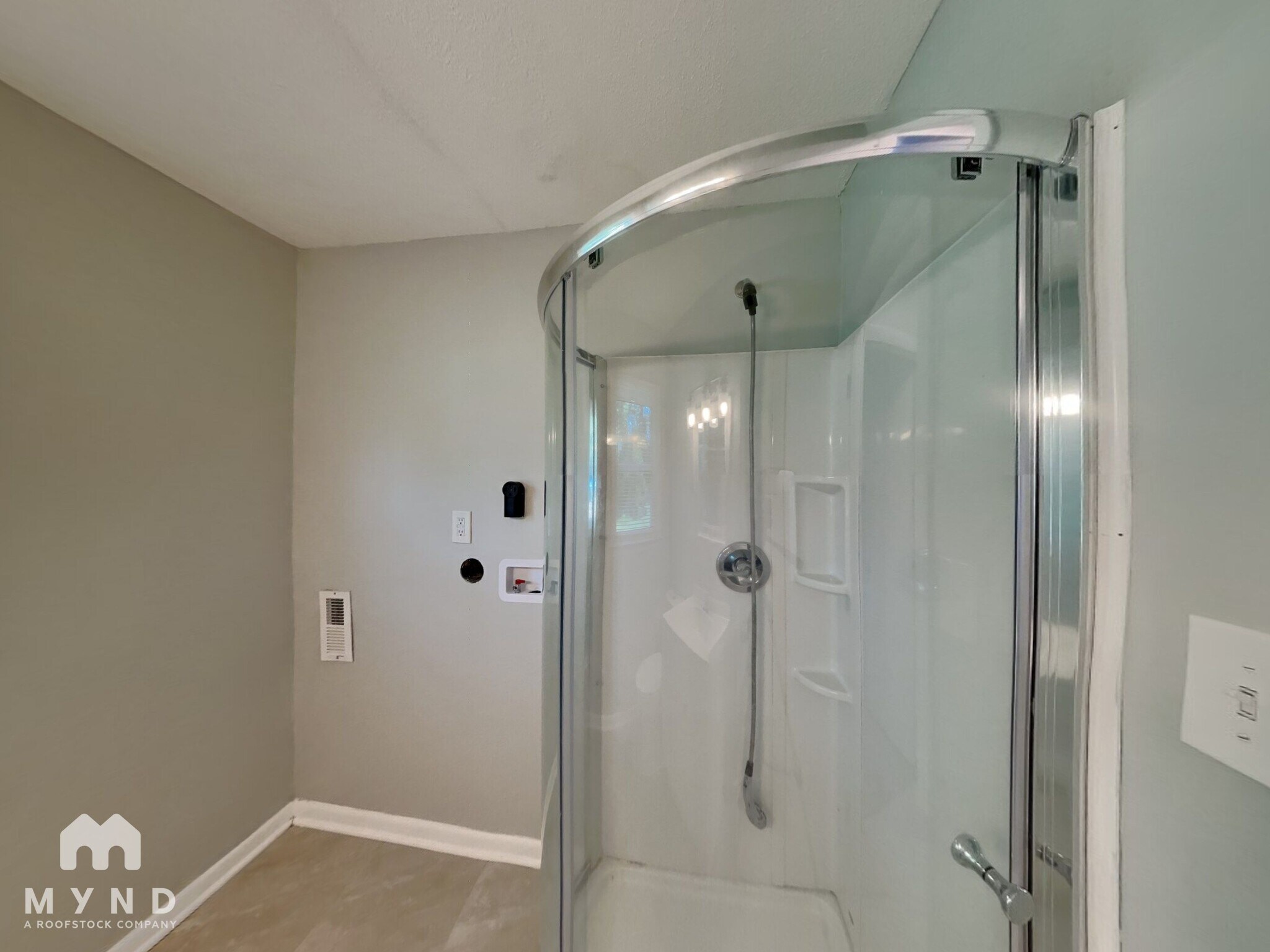 Building Photo - 307 King Arthur Trail