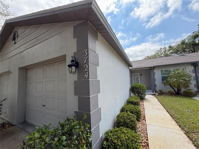 Building Photo - 3724 River Oaks Ct