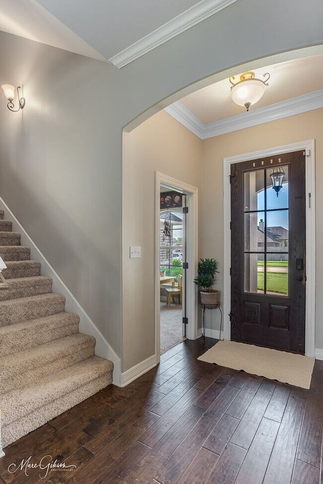 Building Photo - LEGACY HOME AVAILABLE! BELLE ROSE!