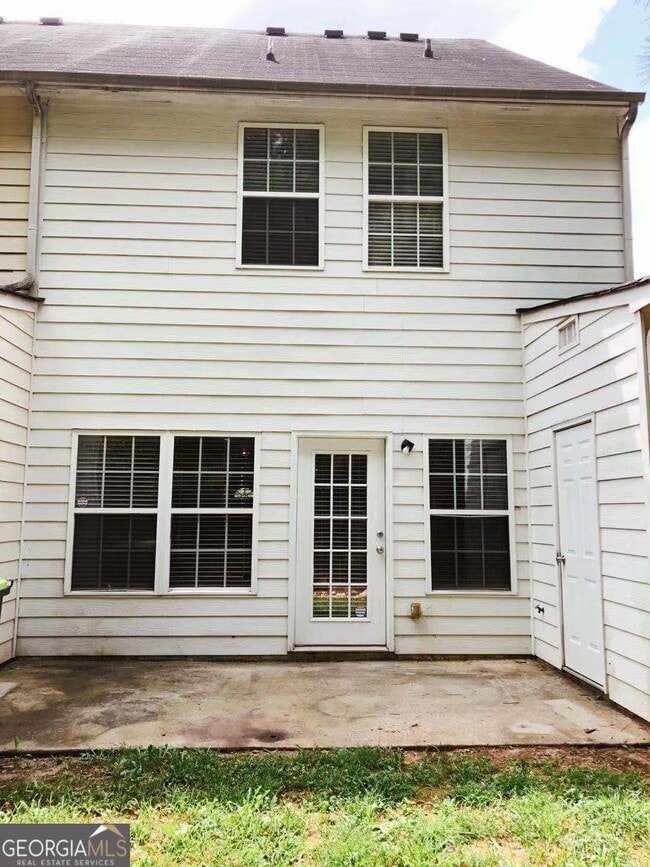 Building Photo - 301 Brookview Dr