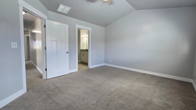 Building Photo - 4933 W Pillar Dr