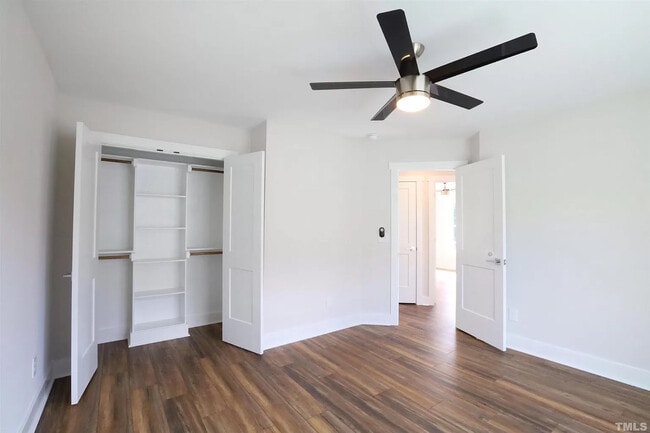 Building Photo - Room in House on Edgerton Dr