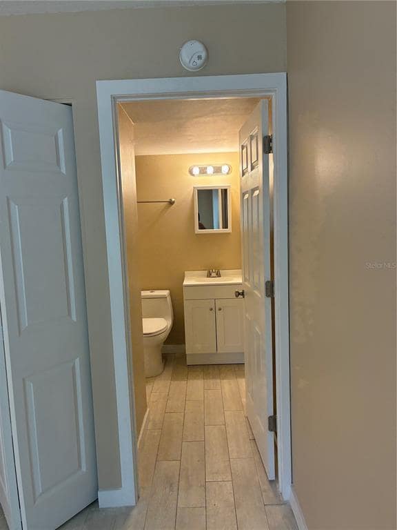 Building Photo - 4131 Dolphin Dr